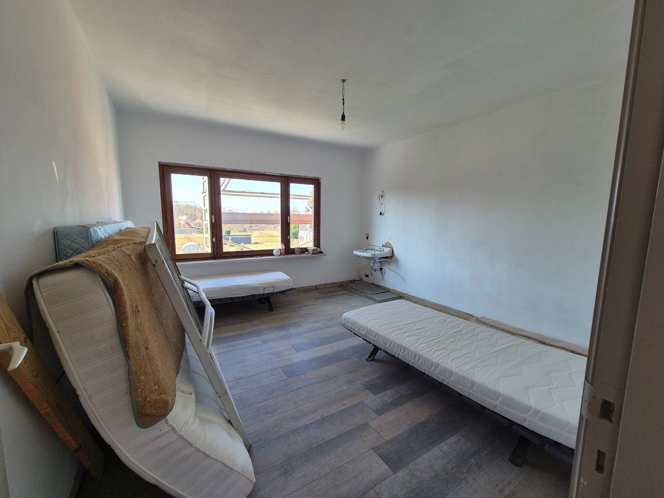 "Unieke Kansen: Ruime Woning met Tuin & Apart Appartement!" foto 20