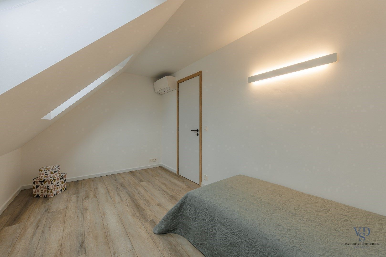 Gerenoveerde woning in Kluisbergen. foto 22