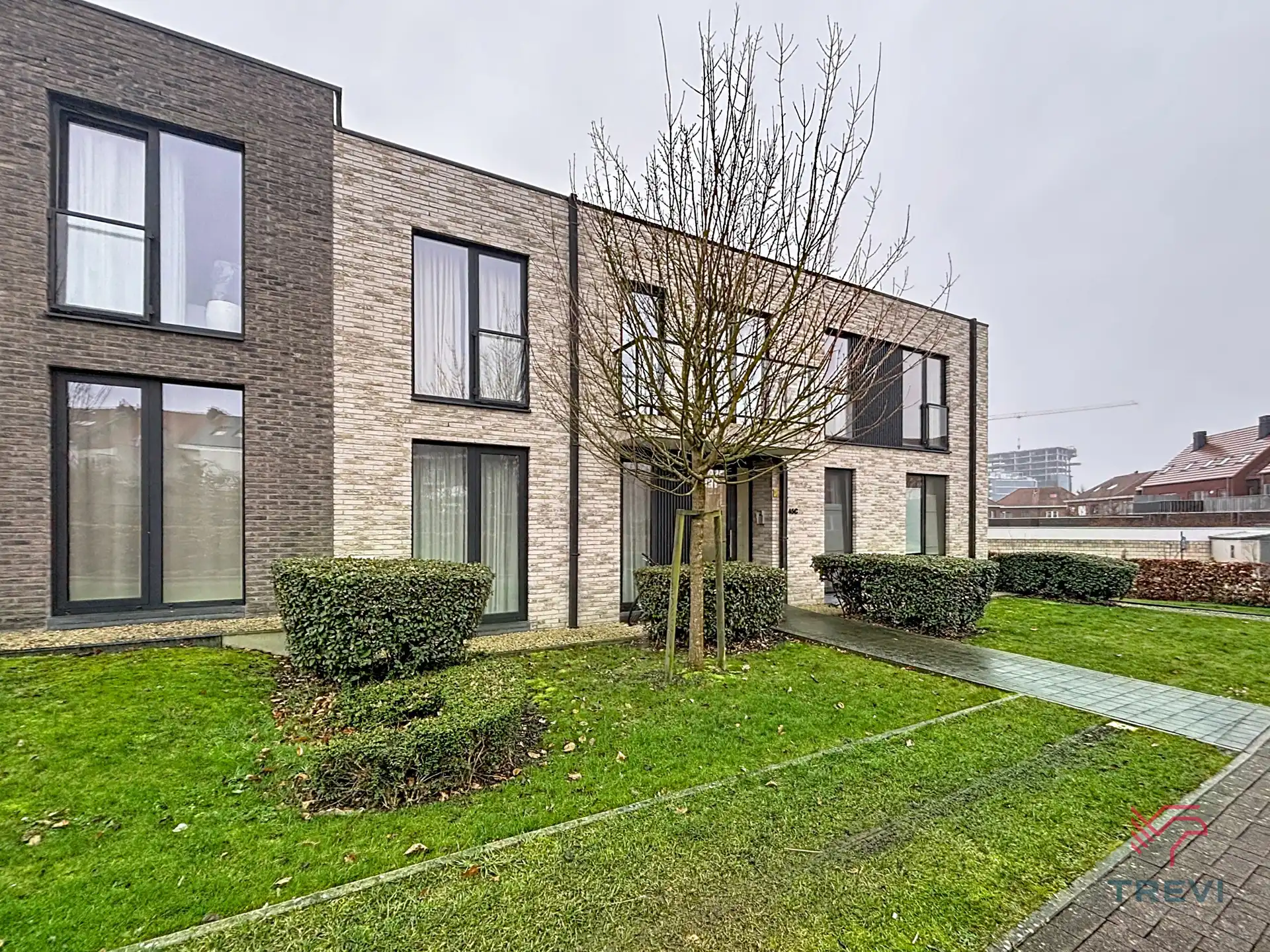 Mooie 2-slaapkamer ONMEUBILEERD appartement foto 14