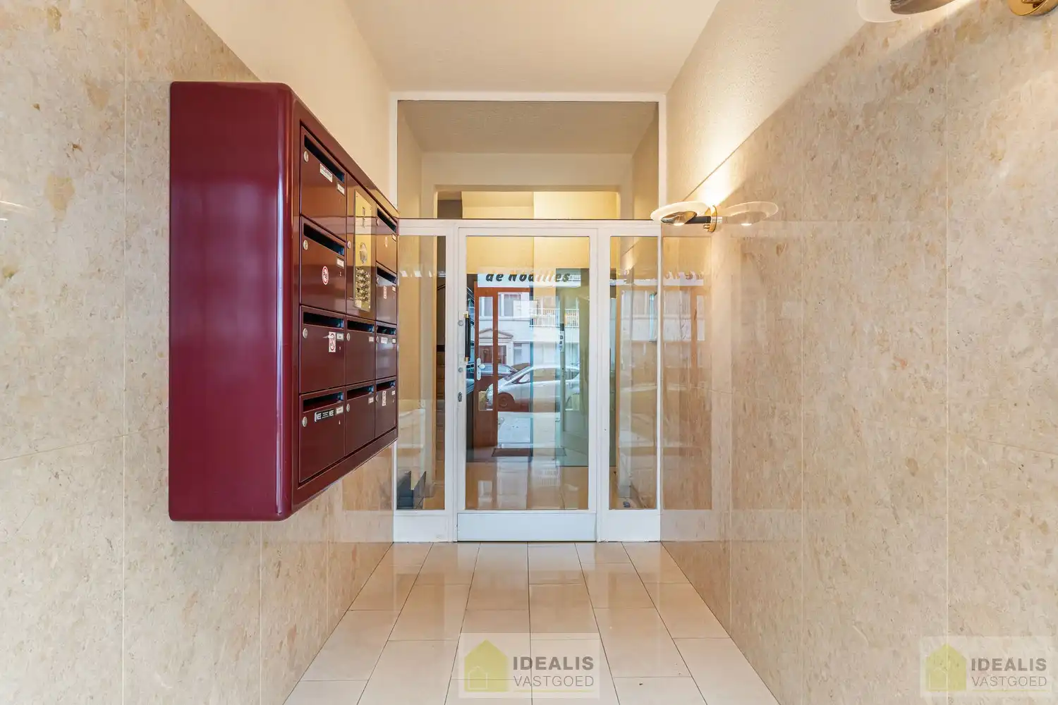 Te renoveren appartement met een bewoonbare oppervlakte van +- 60m² in hartje BXL! foto 6