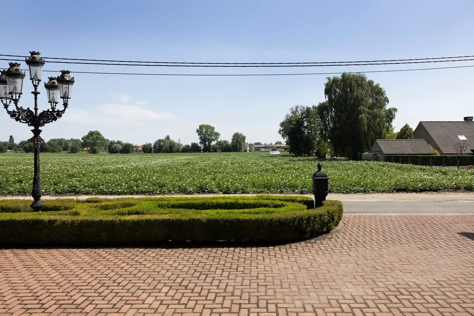 Klassieke villa op rustige ligging in Ingelmunster foto 3