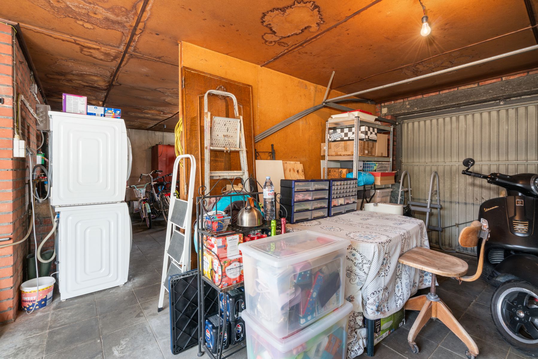 Instapklare halfopen bebouwing met 4 slaapkamers en tuin foto 13