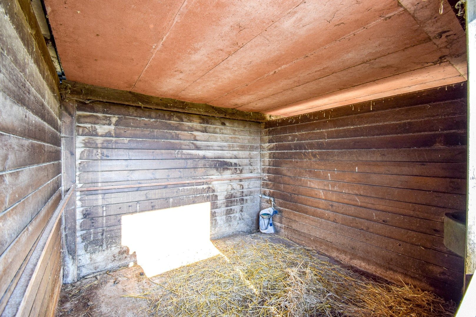  Mooi perceel weiland (2920 m²) met bijhorende paardenstalling op landelijke ligging te Westende foto 9