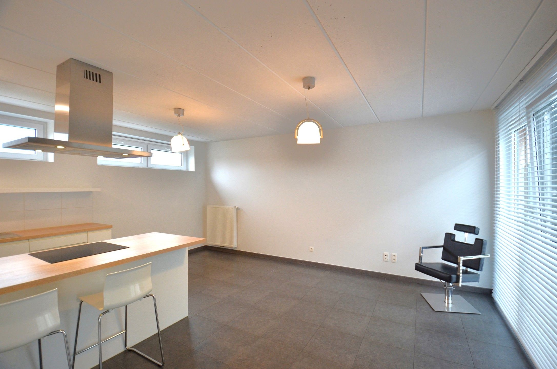 Gezellig 2 slaapkamer-appartementje met autostaanplaats foto 6