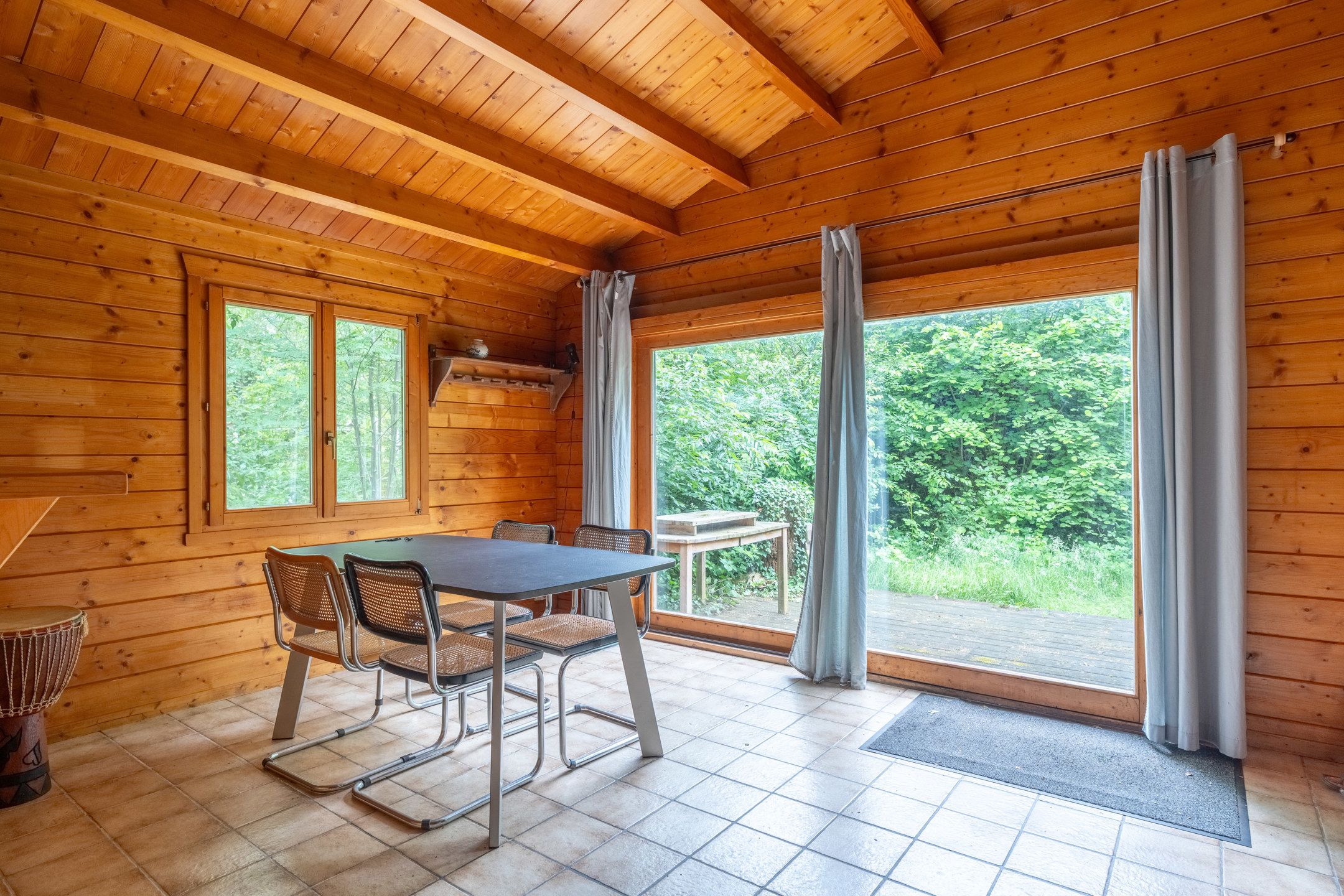Chalet met 2 slaapkamers op 1.800 m² in Vlimmeren. foto 5