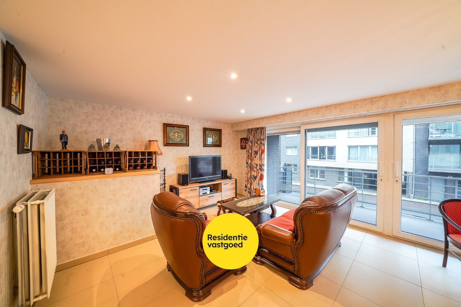 Instapklaar appartement met 2 terrassen te Mariakerke foto 6