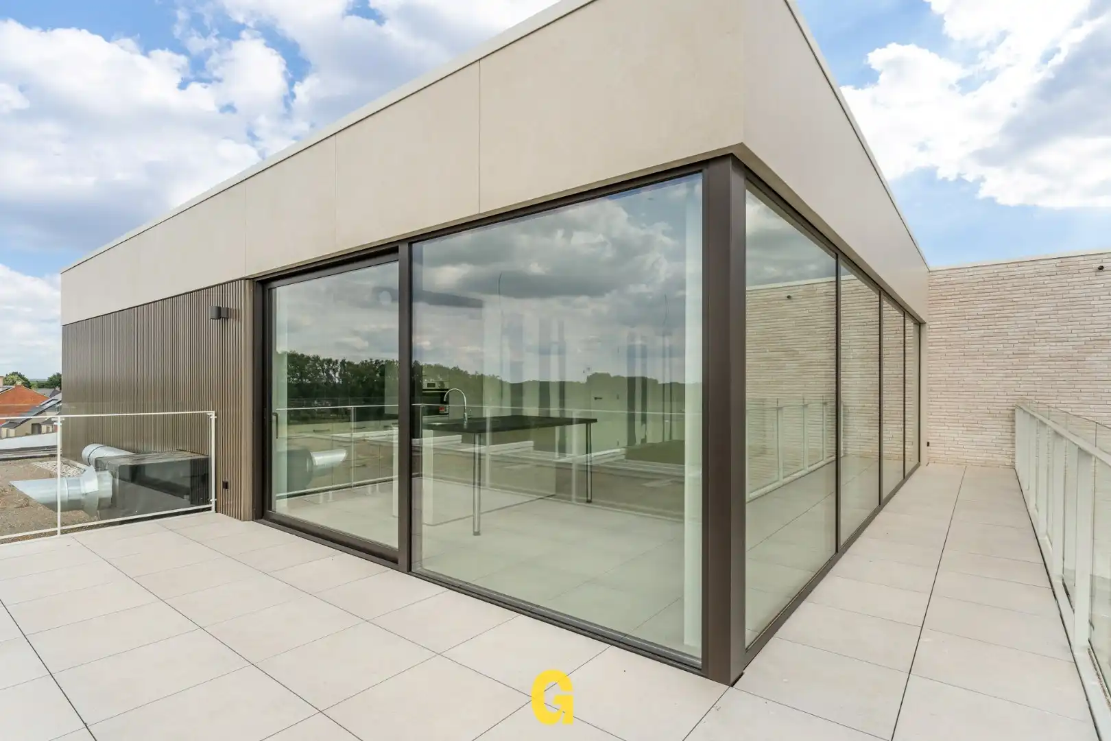 Luxueus energiezuinig penthouse appartement met ruim zonneterras met prachtig verzicht op het stadscentrum en achterliggend groen foto 12
