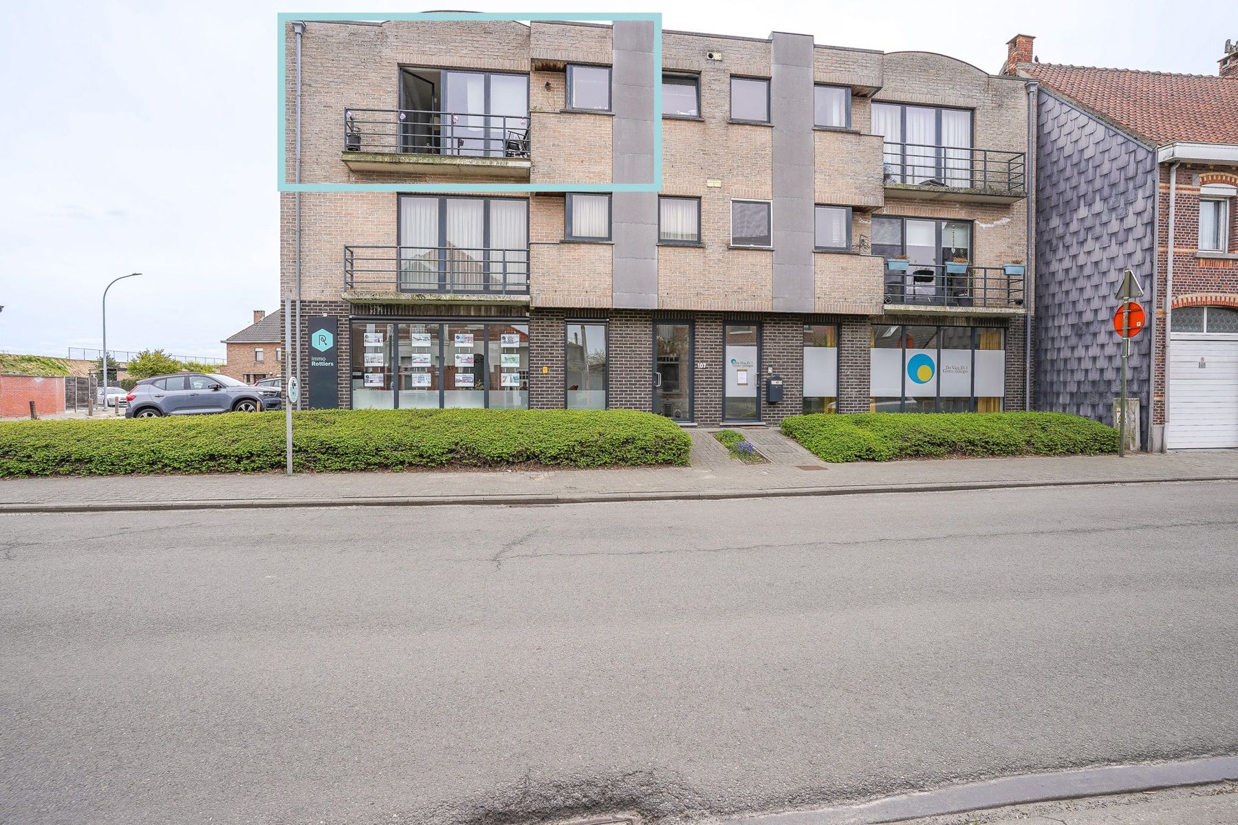 Appartement met 2 slaapkamers, lift én autostaanplaats in centrum Londerzeel foto 2