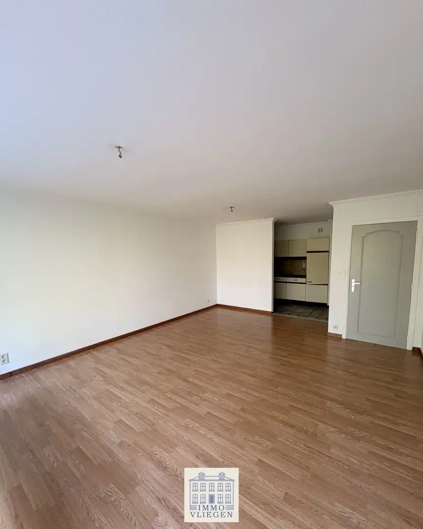 Tweeslaapkamerappartement met terras en autostaanplaats in Maasmechelen foto 7