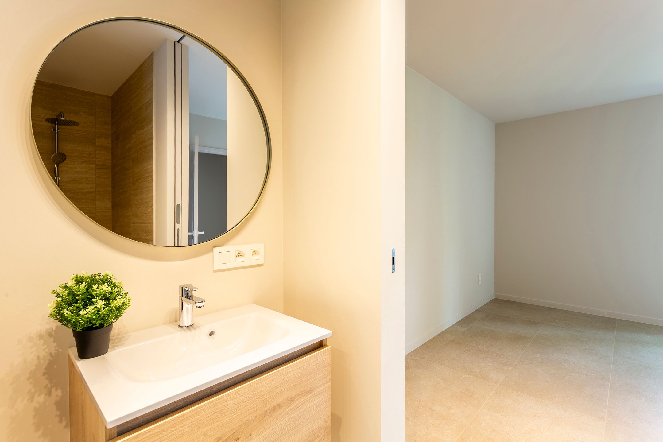 high end nieuwbouw luxevilla in rustige, residentiële wijk foto 22