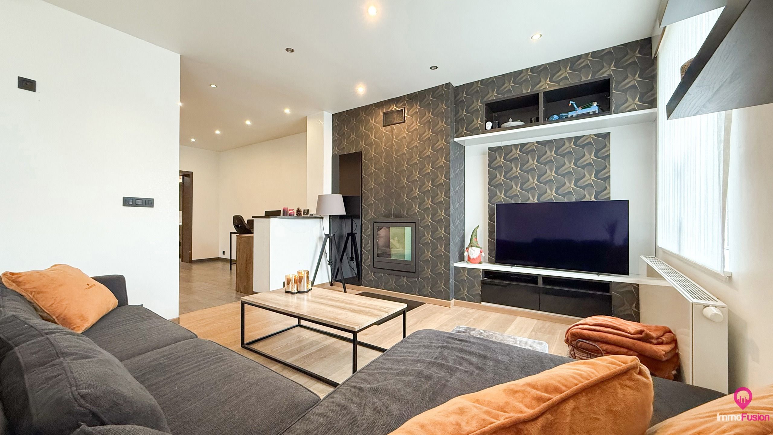 Instapklare open bebouwing met 4slpks op perceel van 10are! foto 4