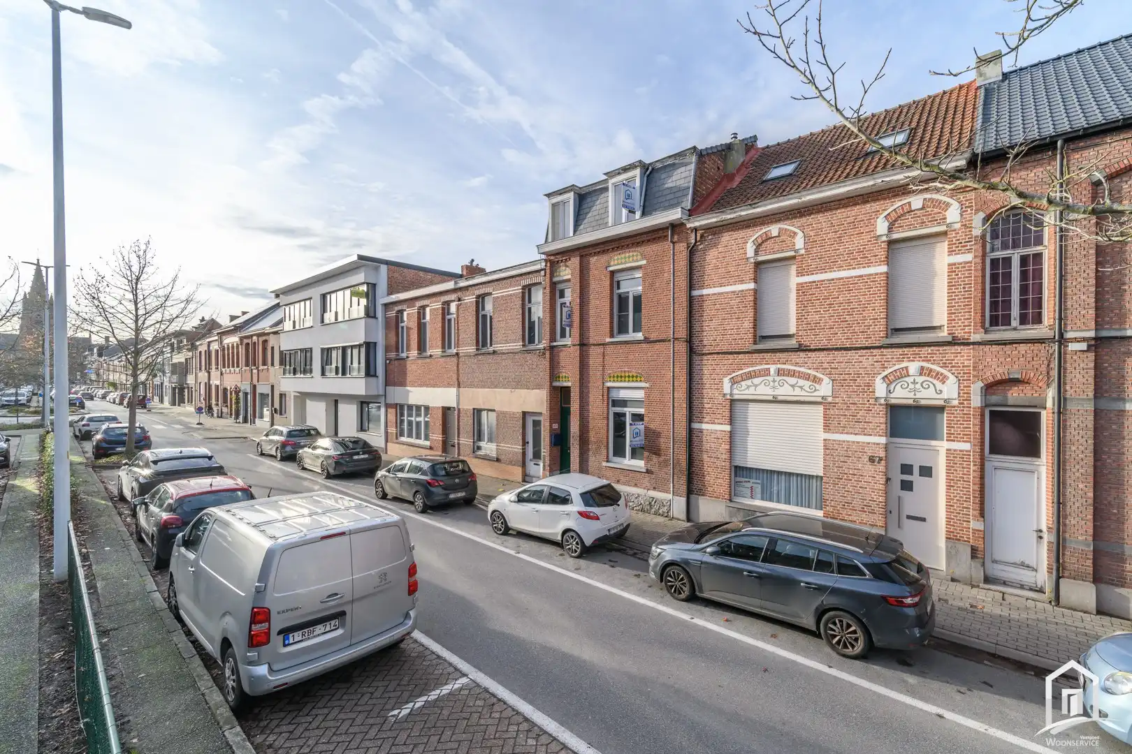 Karaktervolle burgerwoning met tuin in Sint-Gillis-bij-Dendermonde foto {{pictureIndex}}