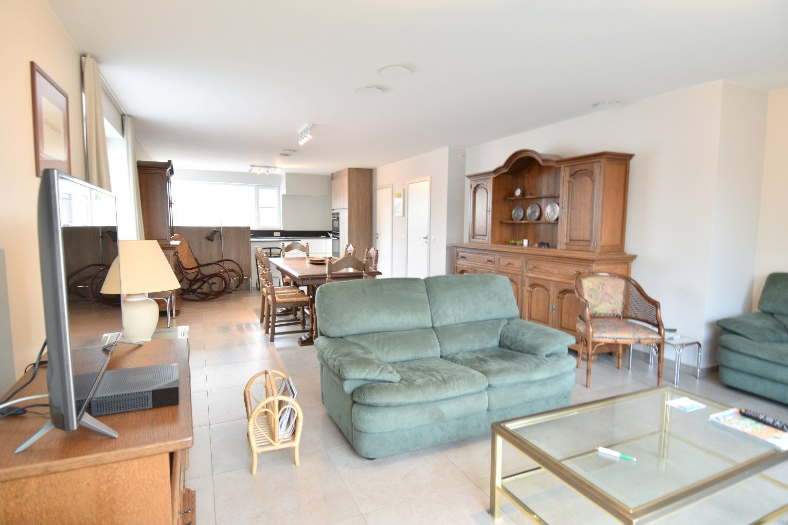 Ruim duplex appartement met terras en 3 slaapkamers in Gullegem foto 3