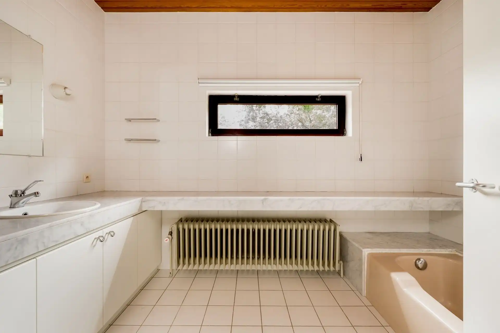 Villa met privébos op een perceel van 4.350 m²  foto 23