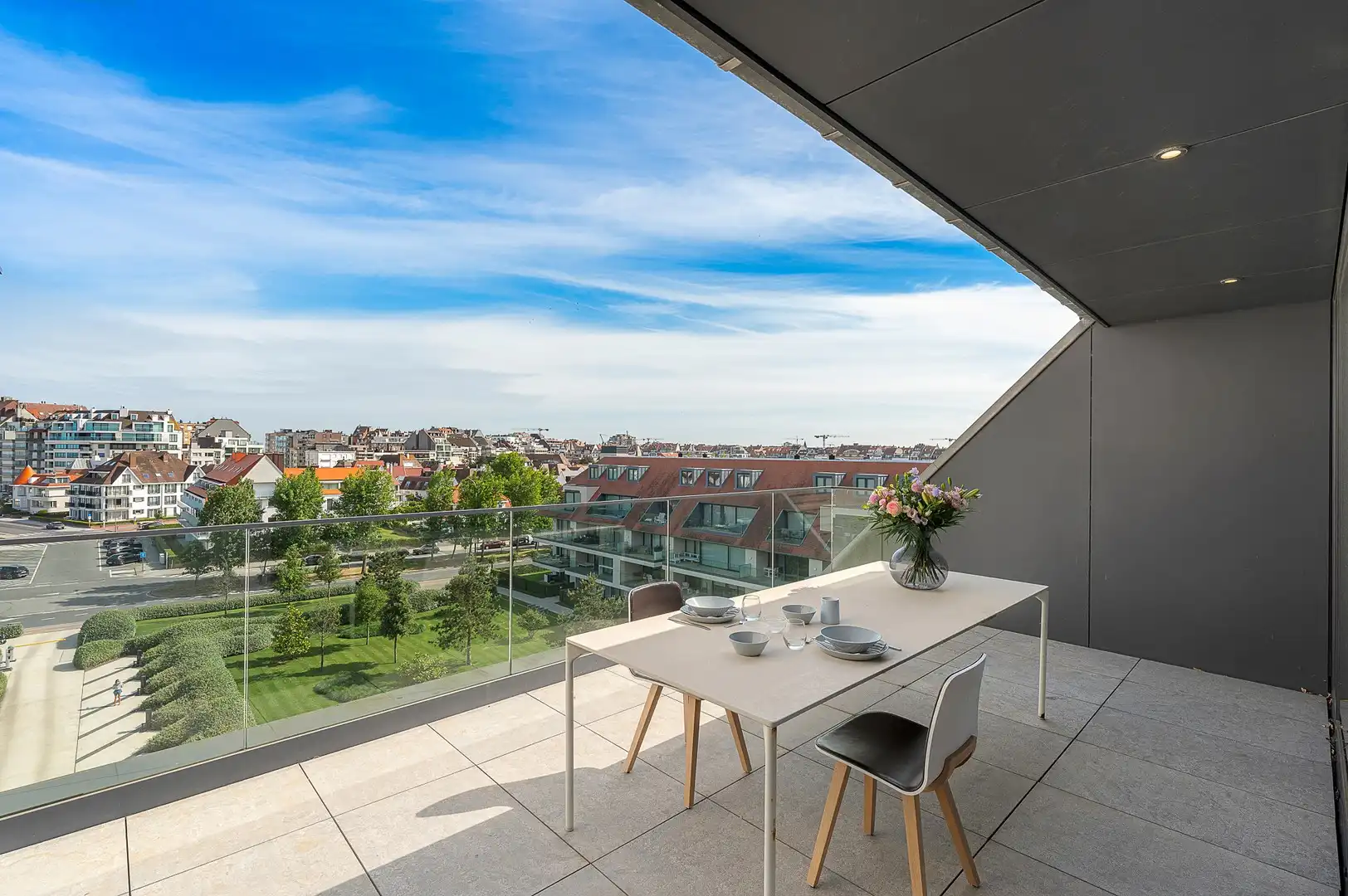 Luxueus appartement met frontaal zicht op het Zegemeer. foto 13
