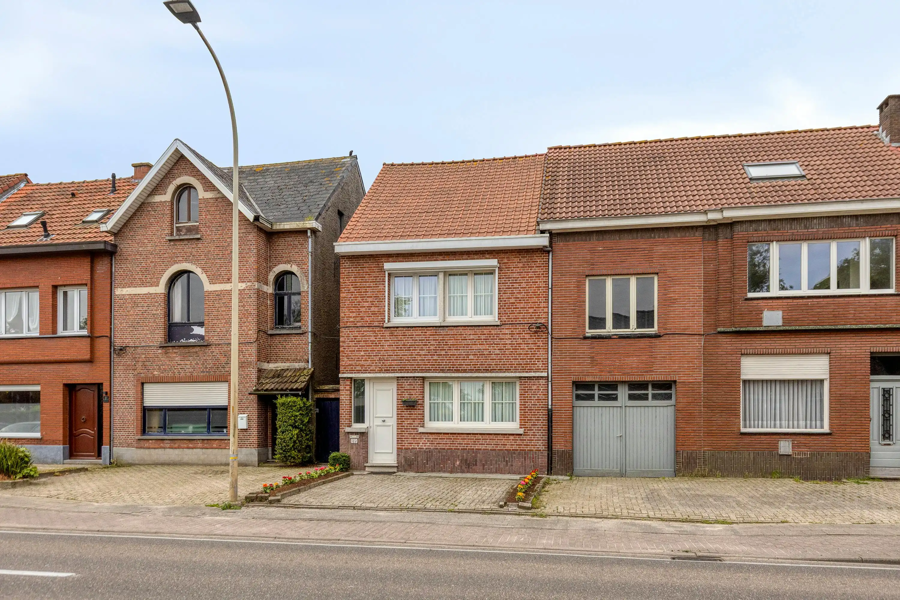 Karaktervol huis met tuin te koop nabij centrum Wuustwezel! foto 3
