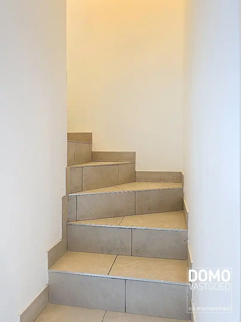 INSTAPKLAAR  DUPLEXAPPARTEMENT MET 2 SLAAPKAMERS OP GOEDE LOCATIE IN KURINGEN foto 14