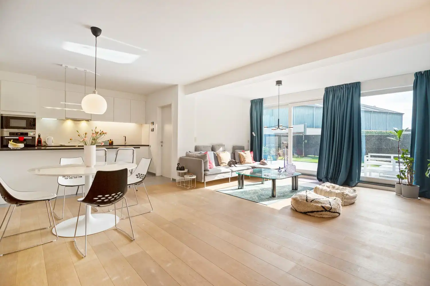 Instapklaar gelijkvloers appartement met 3 SLPK en een ruim tuin/terras in Antwerpen! foto 10