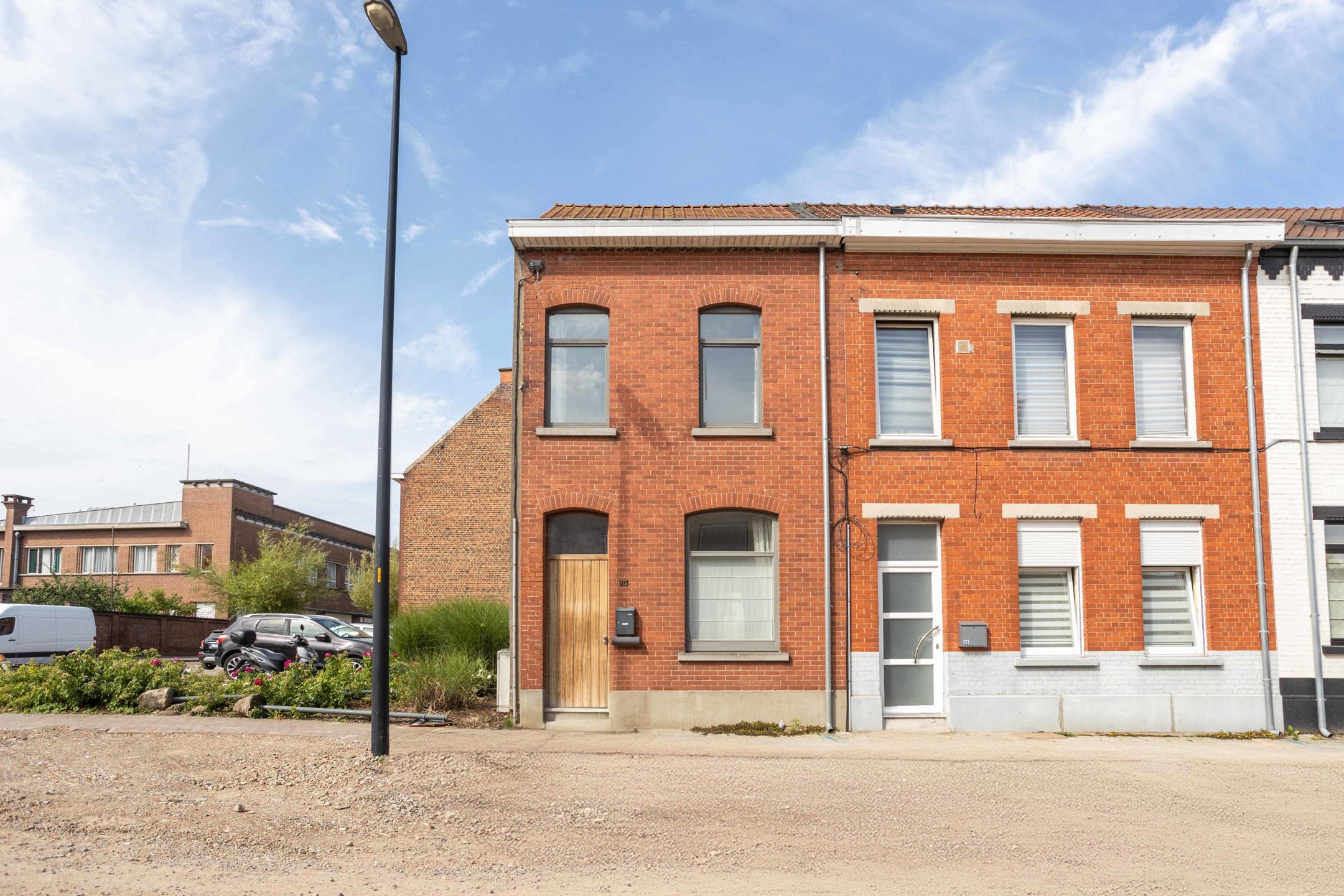 Gerenoveerde woning met leuke authentieke elementen  foto 1