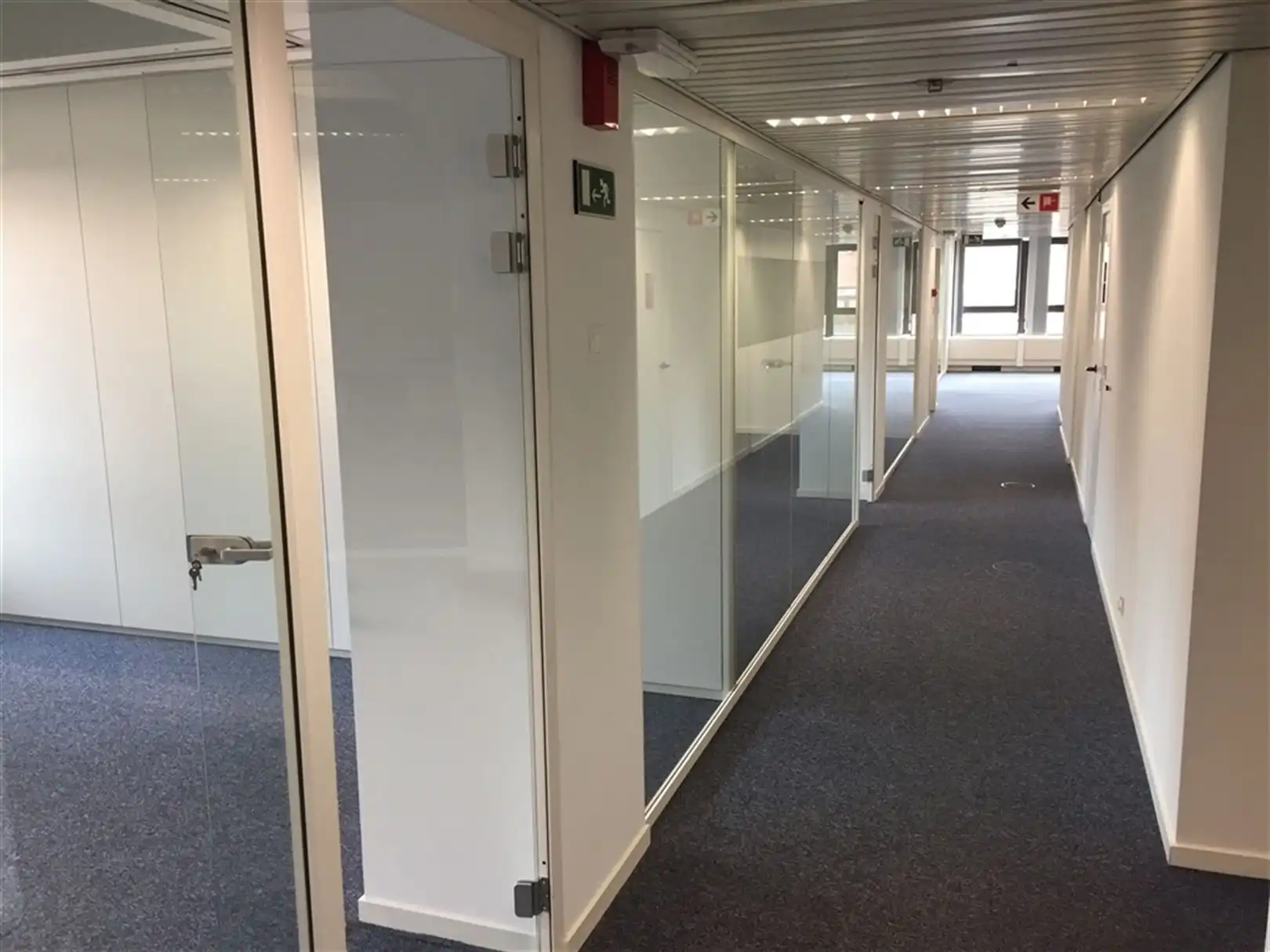 TROON/ TRÔNE 60: 331m² foto 7