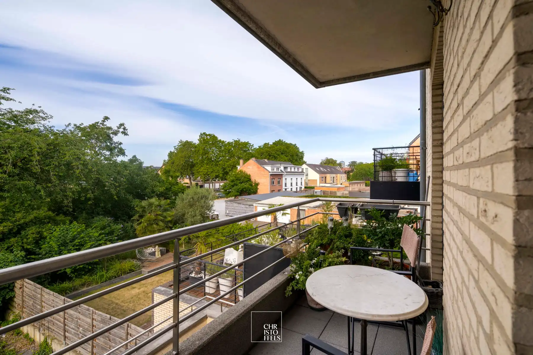 Ruim één slaapkamer appartement aan de stadsrand in Hasselt! foto 4