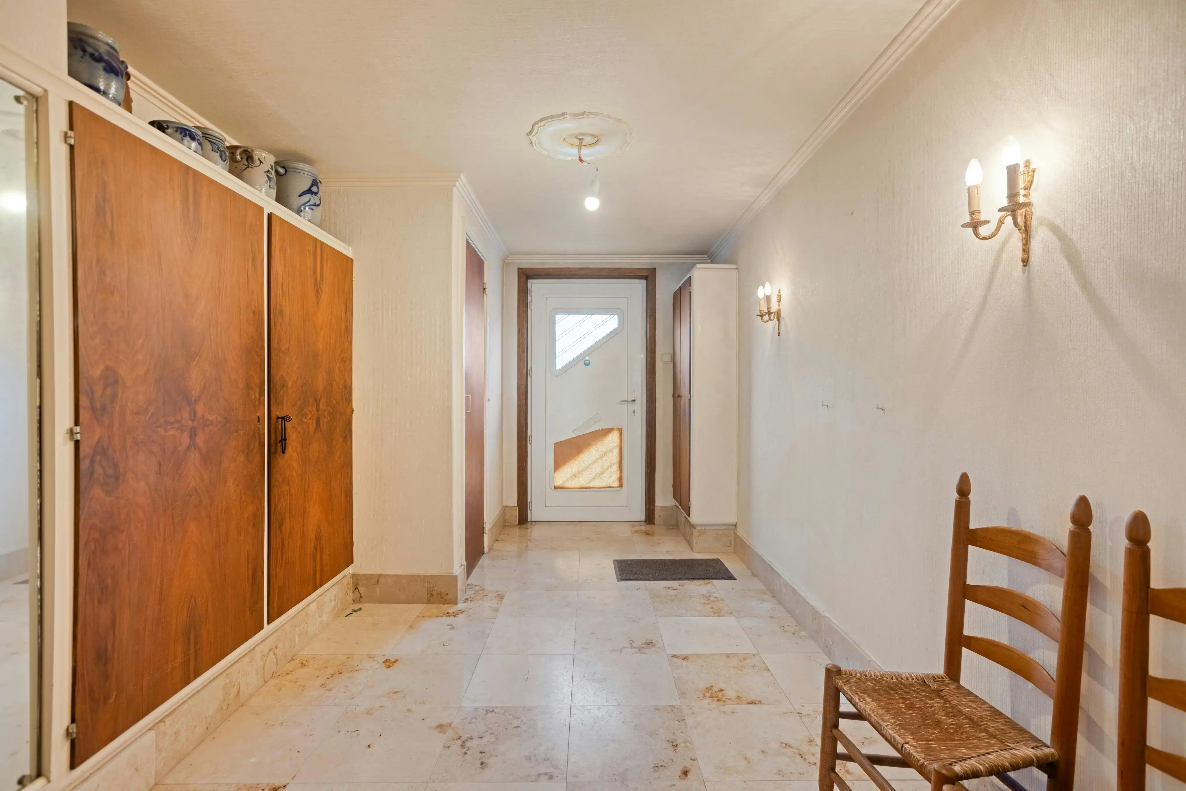 Te renoveren burgerwoning in stationsbuurt te Gent foto 3