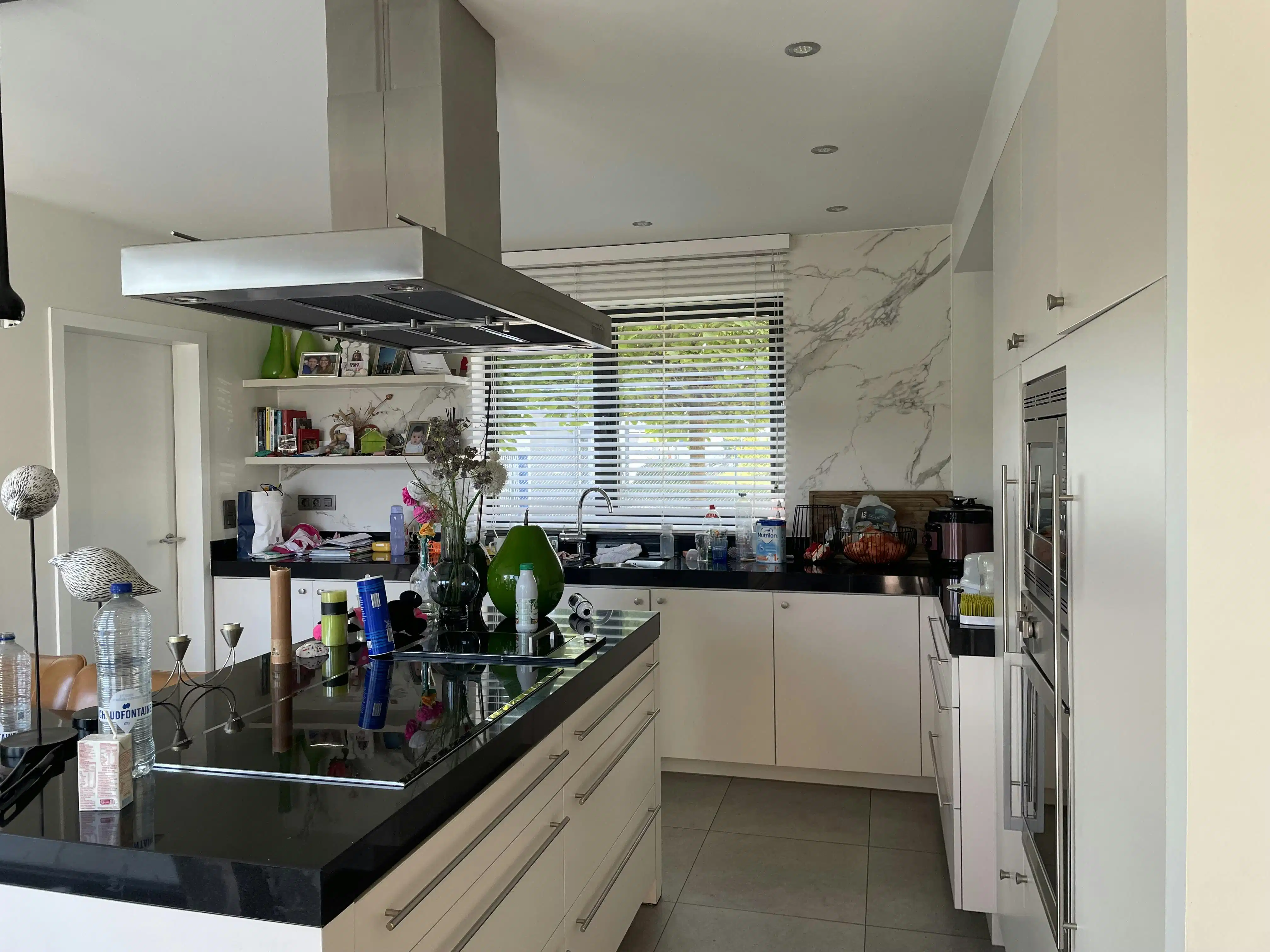 Luxe villa met exclusieve tuin en 600m2 magazijn in KMO-zone foto 91