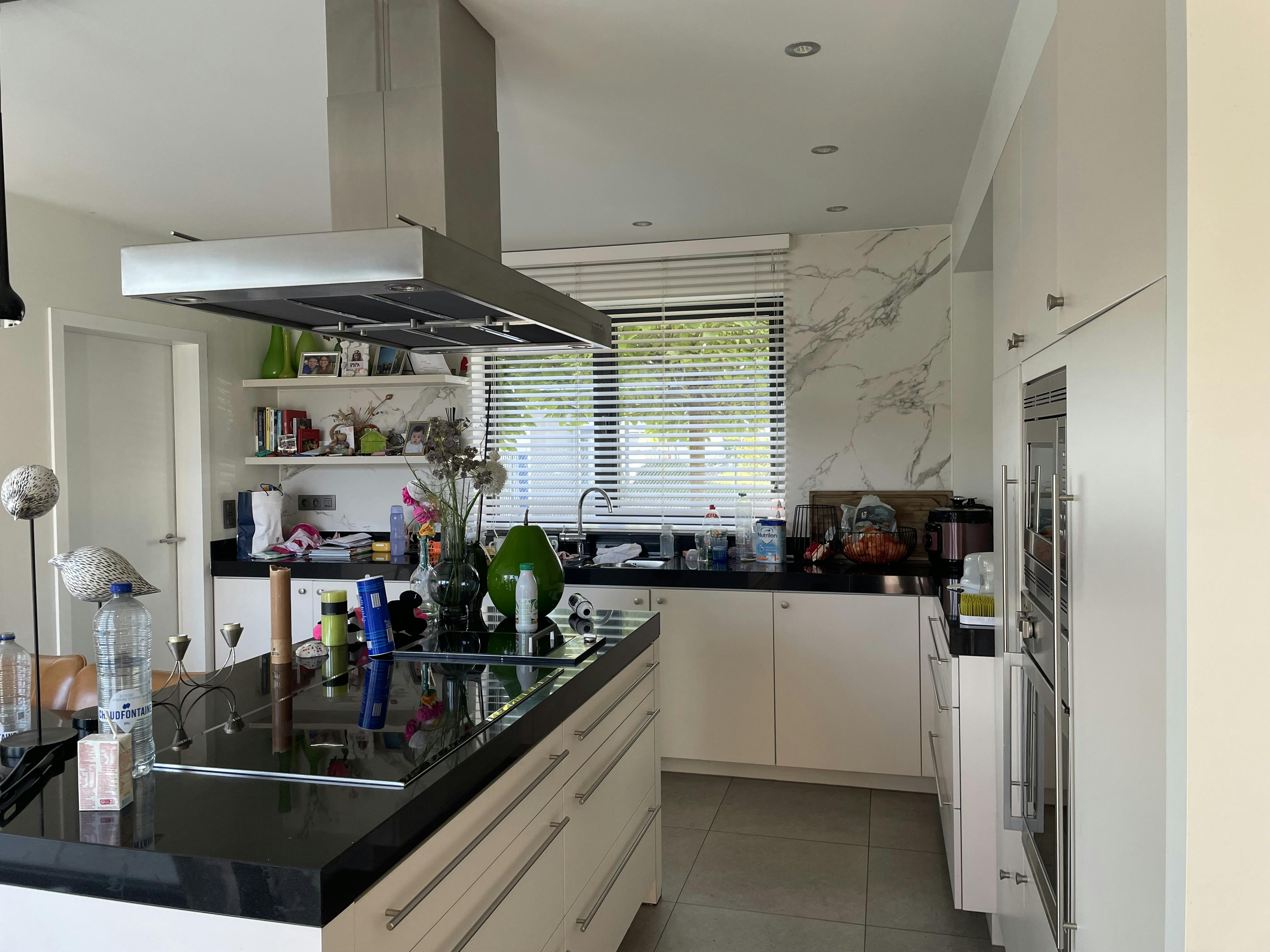 Luxe villa met exclusieve tuin en magazijn in KMO-zone foto 91