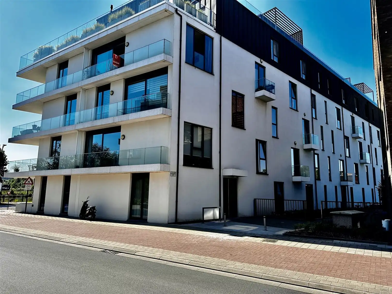 Gelijkvloers appartement TE HUUR met zicht op de Schelde  foto 9