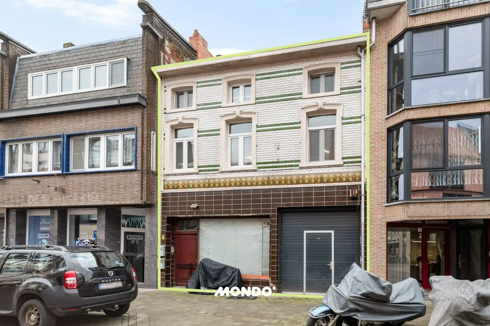 Gebouw met magazijn, appartement en studio in het centrum van Willebroek! foto {{pictureIndex}}