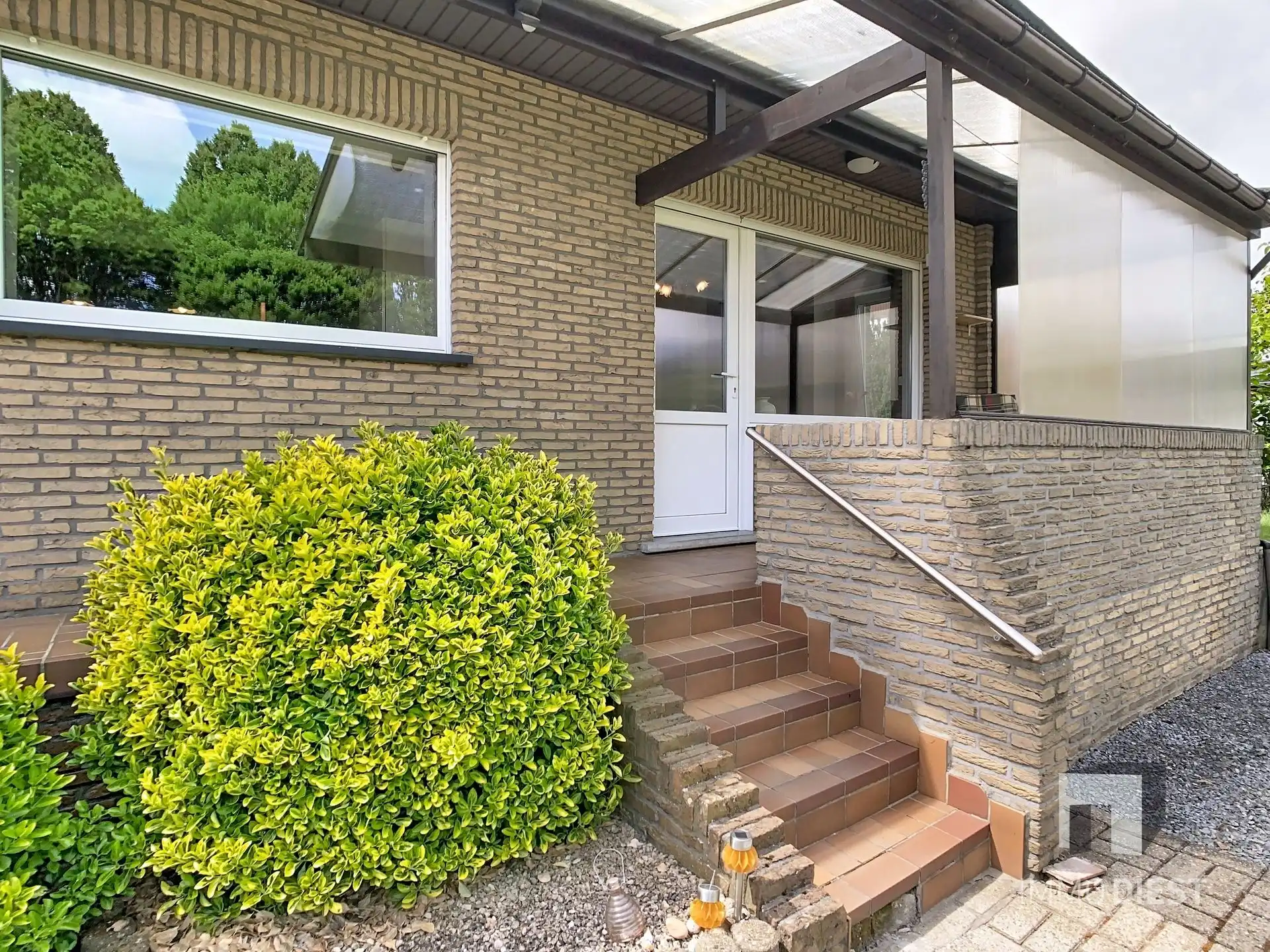 Statige splitlevel met 3 slpk + werkhuis foto 12