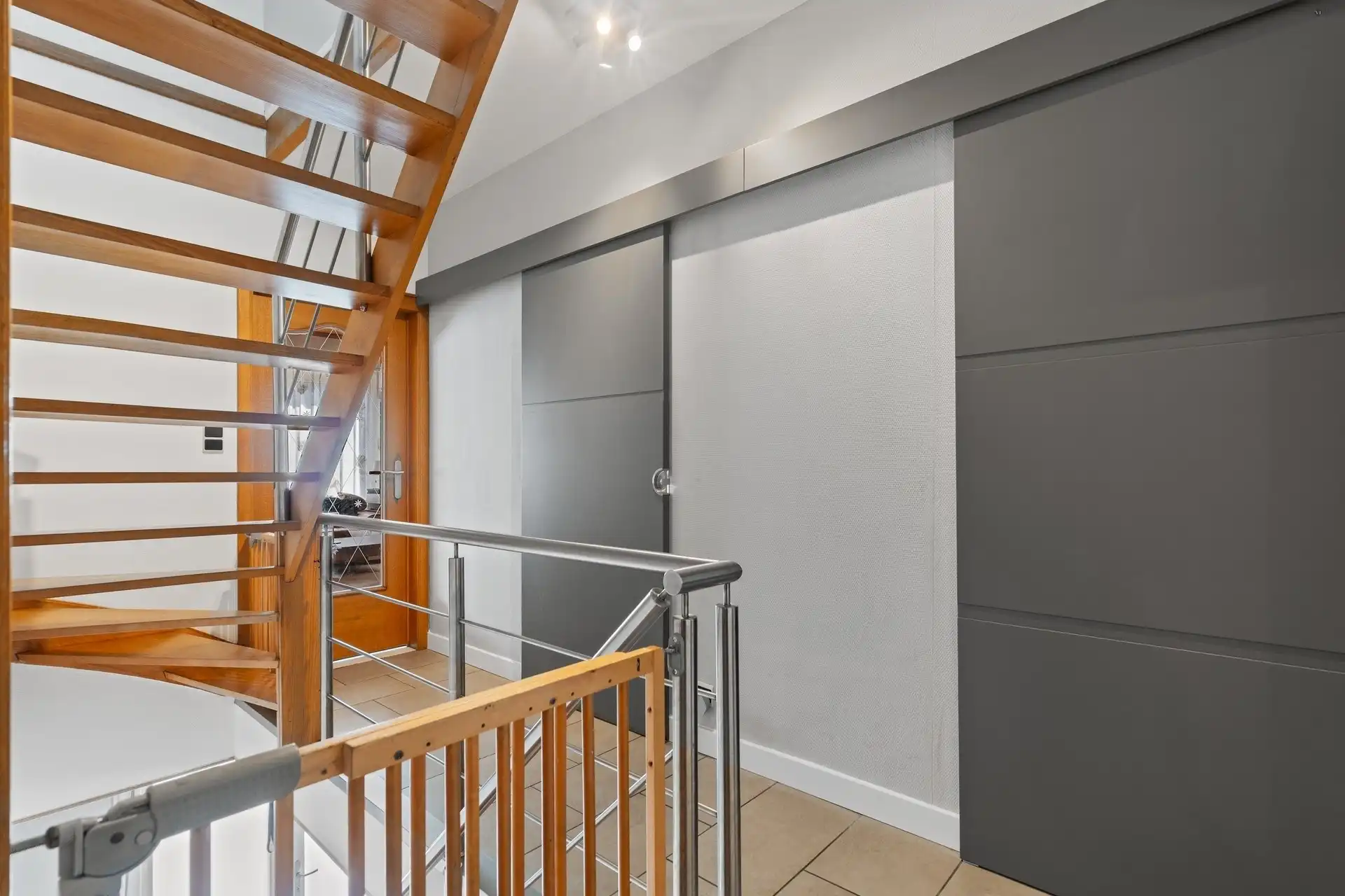 instapklare woning met heel wat mogelijkheden foto 11