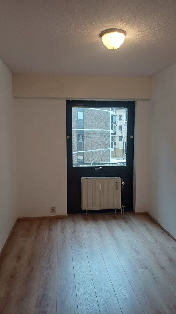 Ruim appartement met 3 slaapkamers te huur – centrum Koksijde foto 11