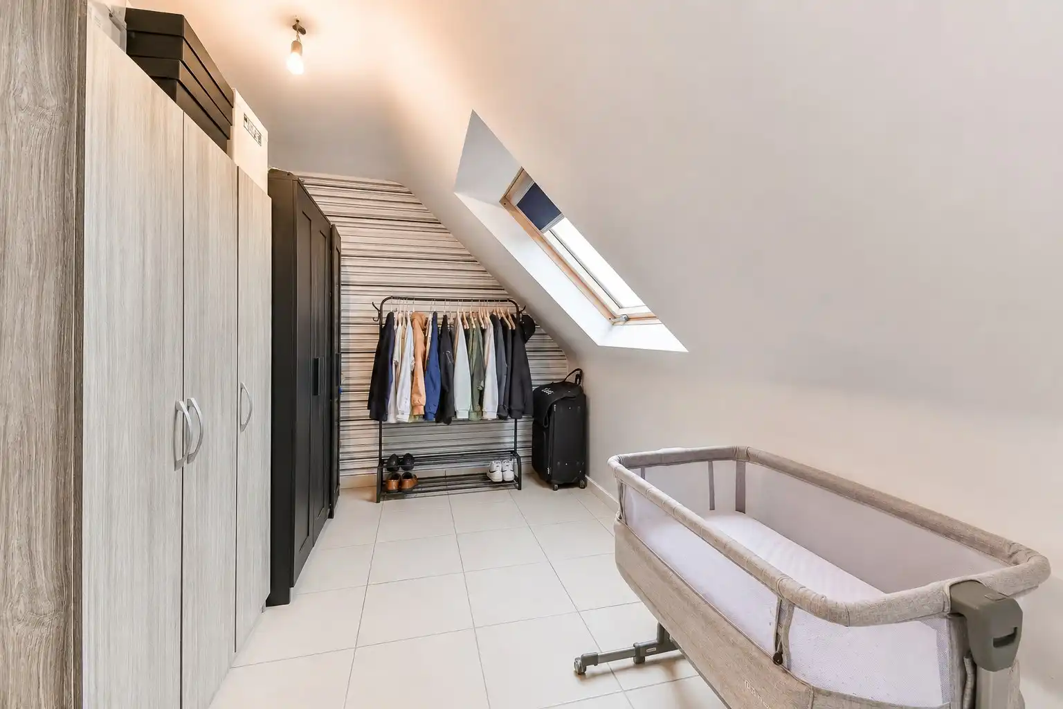 Duplexappartement met twee slaapkamers op rustige ligging in centrum Gistel foto 10