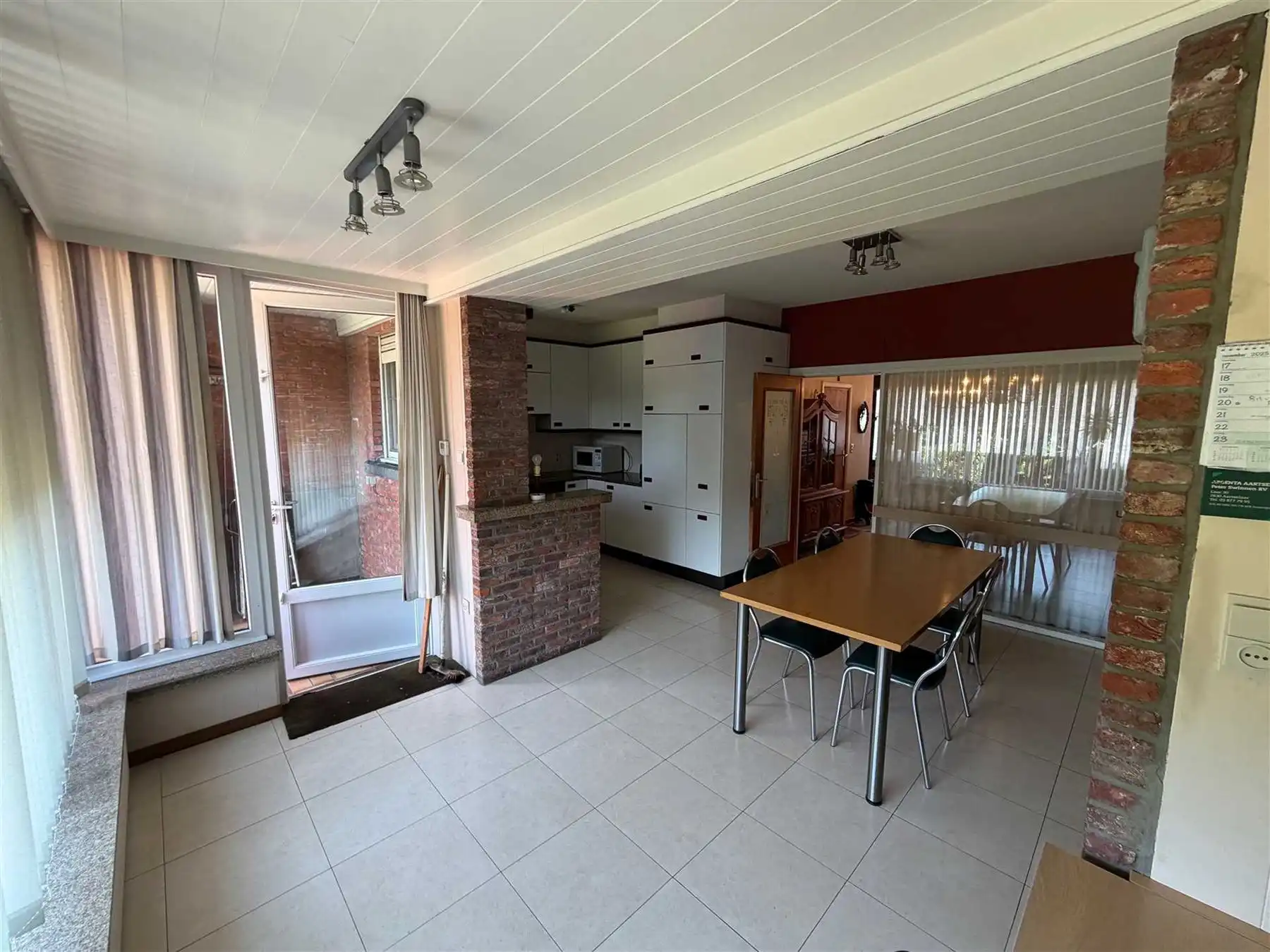 Bel-etage met 3 slk, ruime leefruimte en grote tuin. foto 7