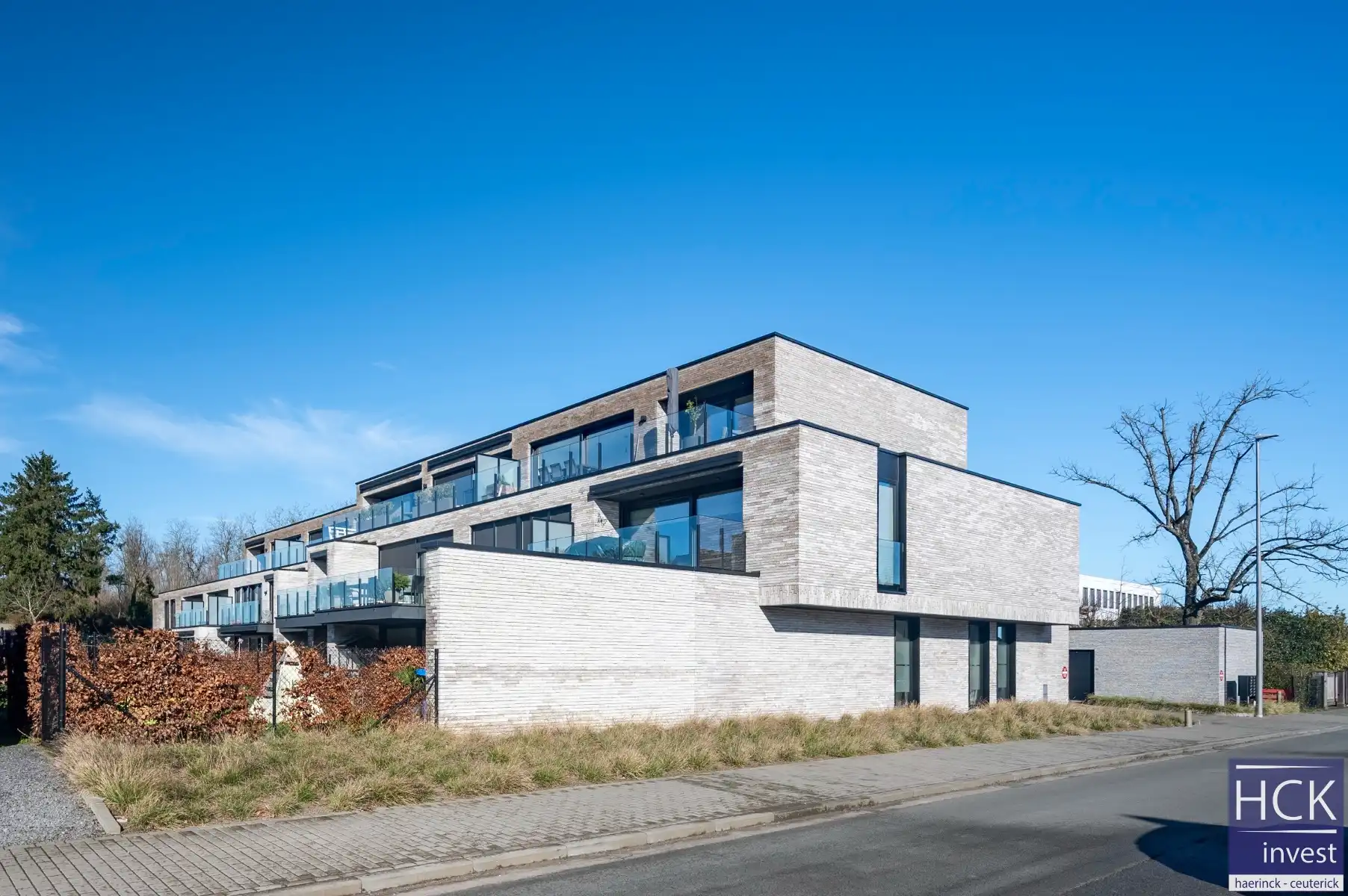 KRUISHOUTEM - Luxueus en ruim BEN-penthouse met groot terras! foto {{pictureIndex}}