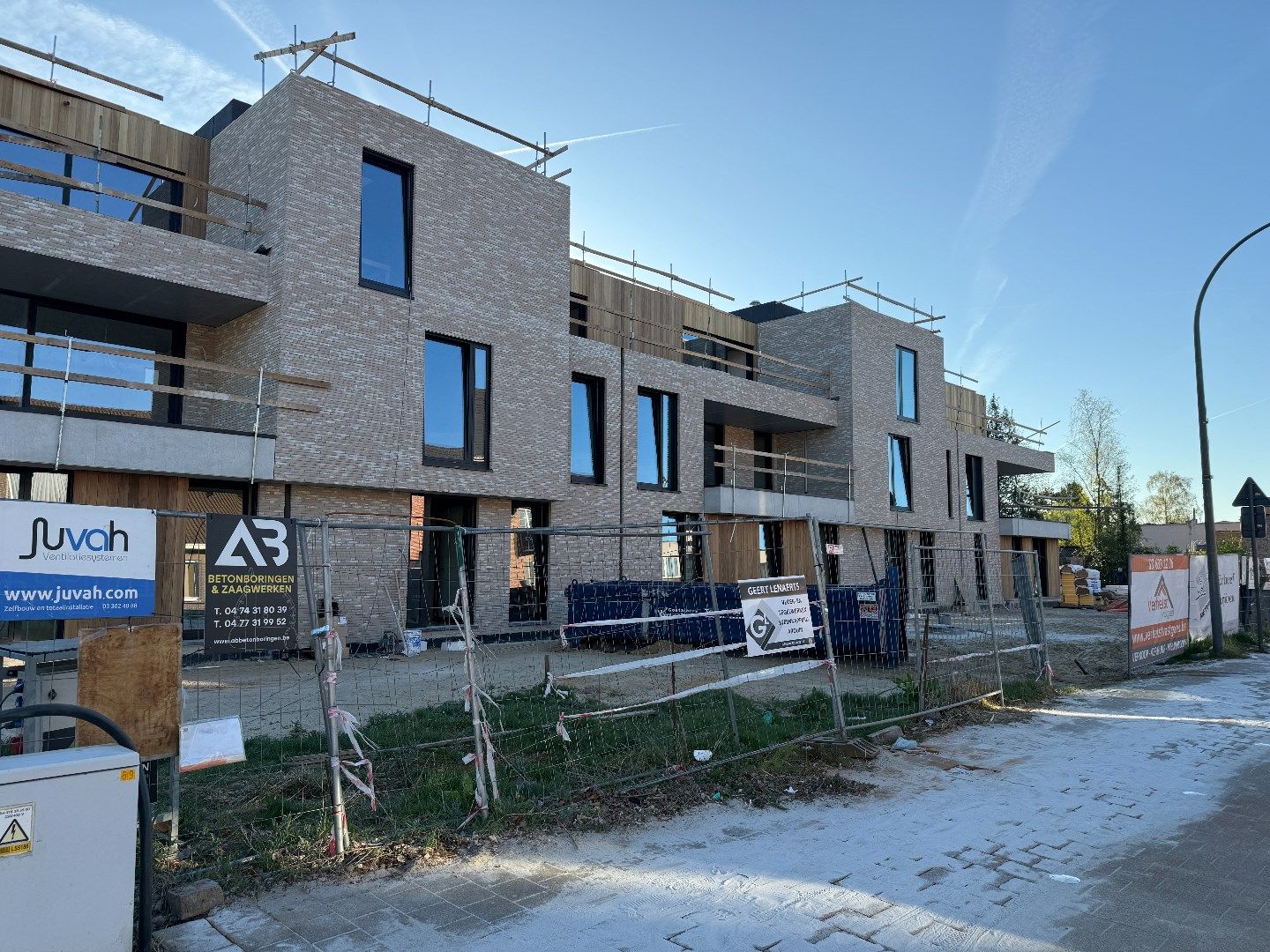 Residentie Balique - hedendaags wonen te St-Job-in-'t-Goor foto {{pictureIndex}}
