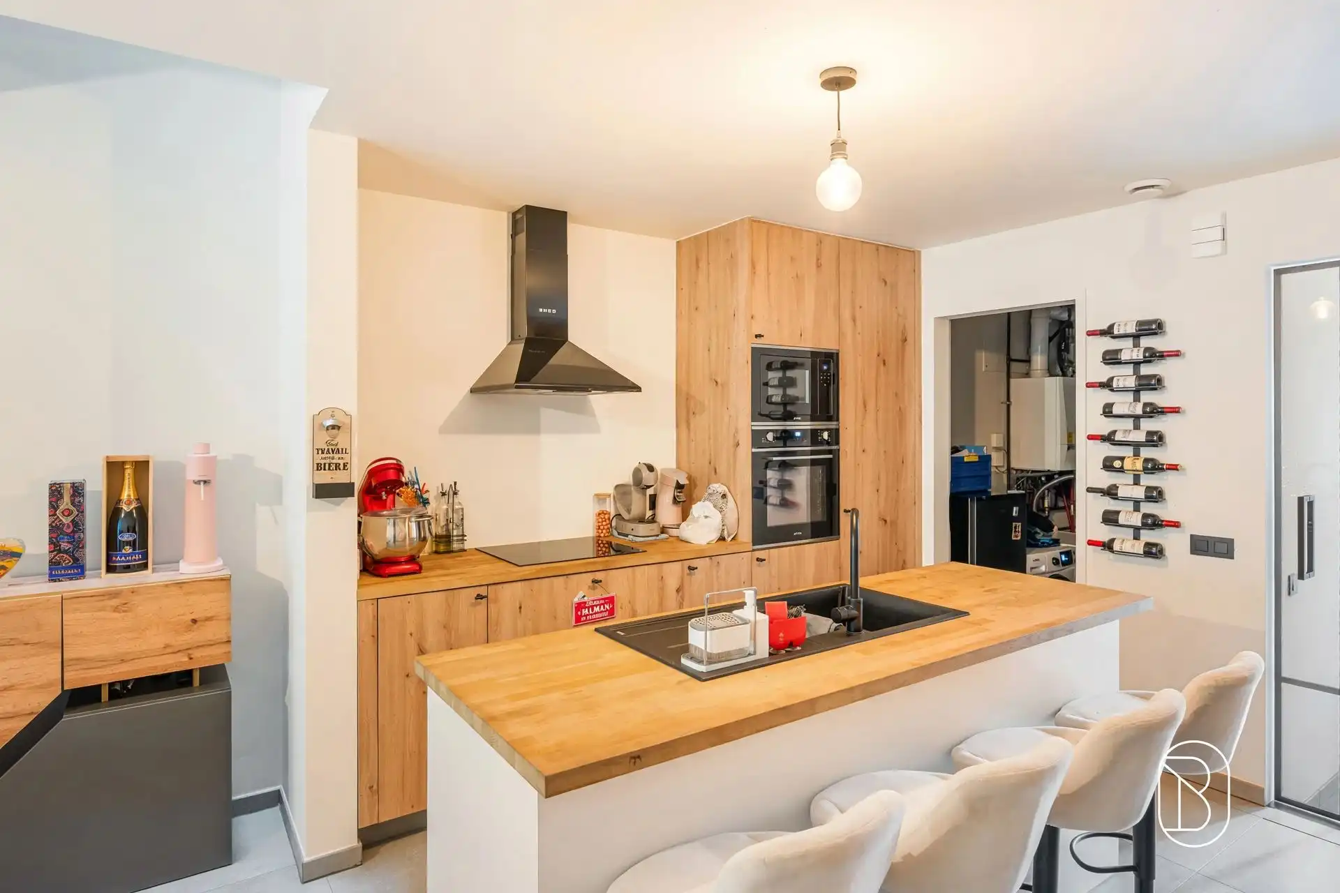 Stijlvolle nieuwbouwwoning met 3 slaapkamers, 2 badkamers en tuin Spiere foto 5