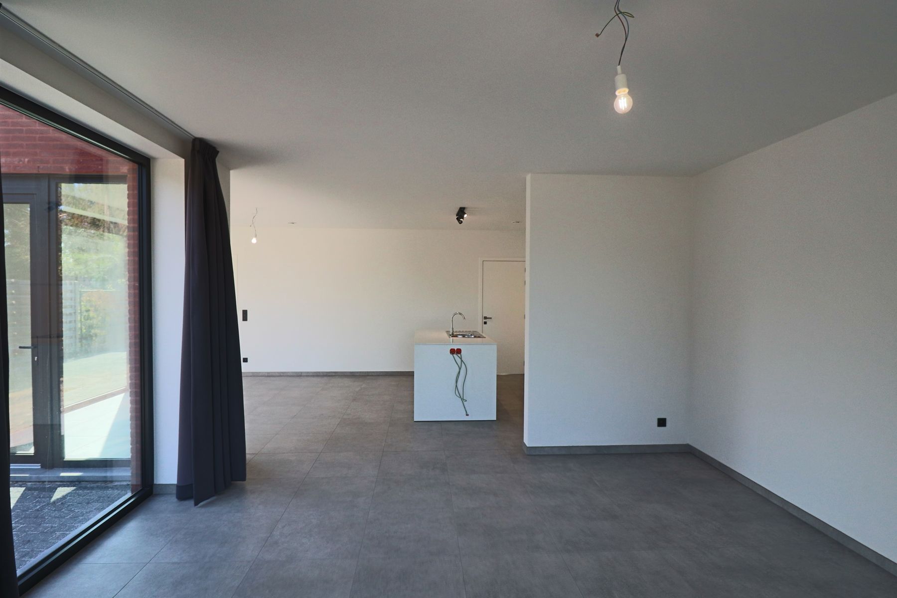 Energiezuinige nieuwbouwwoning (E12) met 3-4 slaapkamers en tuin met tuinberging. foto 10