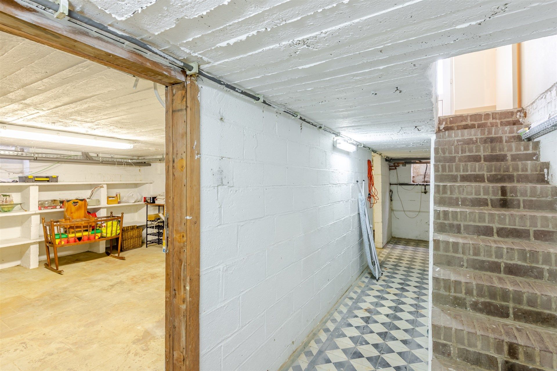 Charmante villa met 3 slks en tuin op groot perceel foto 24