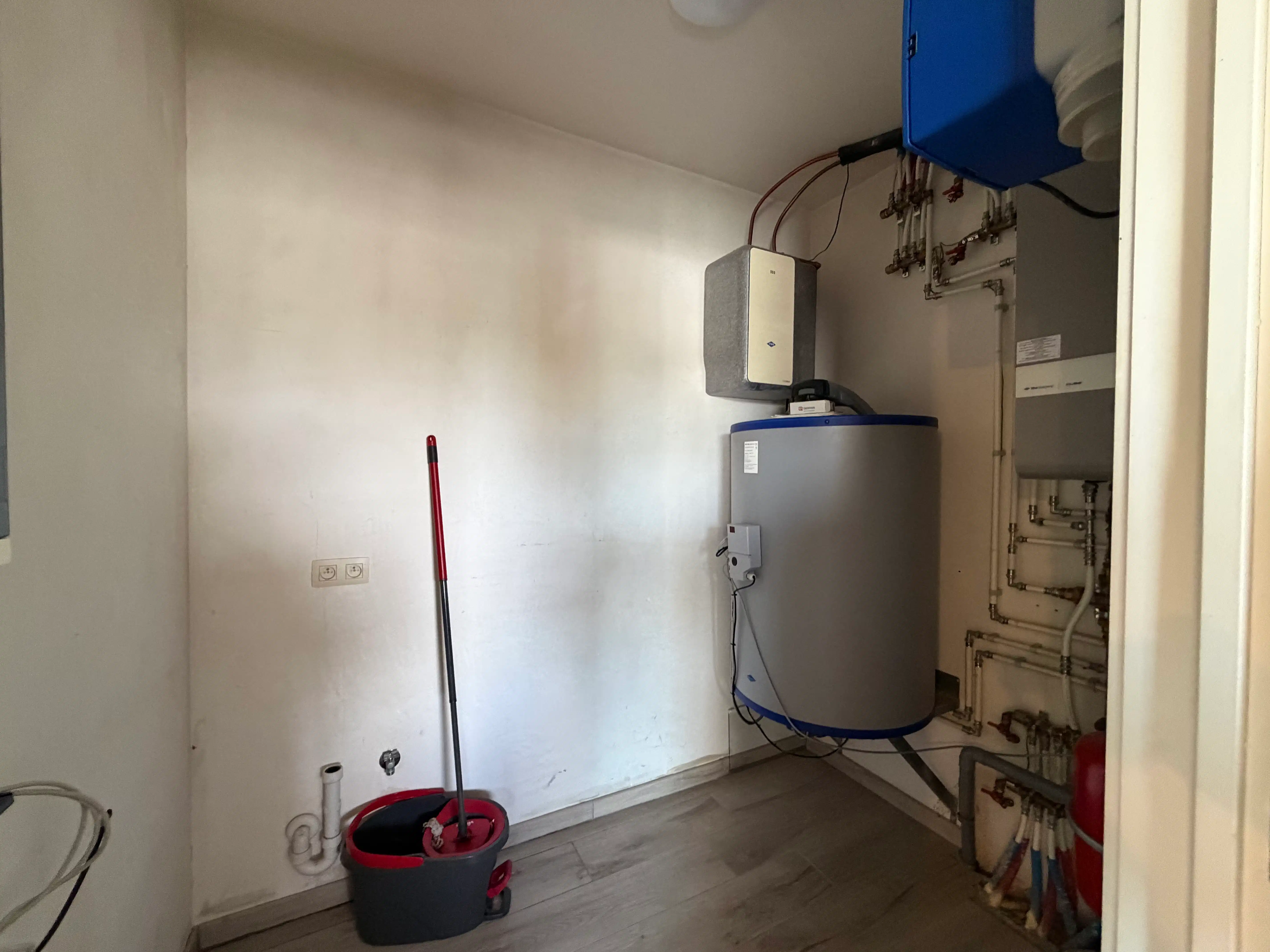 Bel-etagewoning met 3 slaapkamers en ruime terrassen foto 4