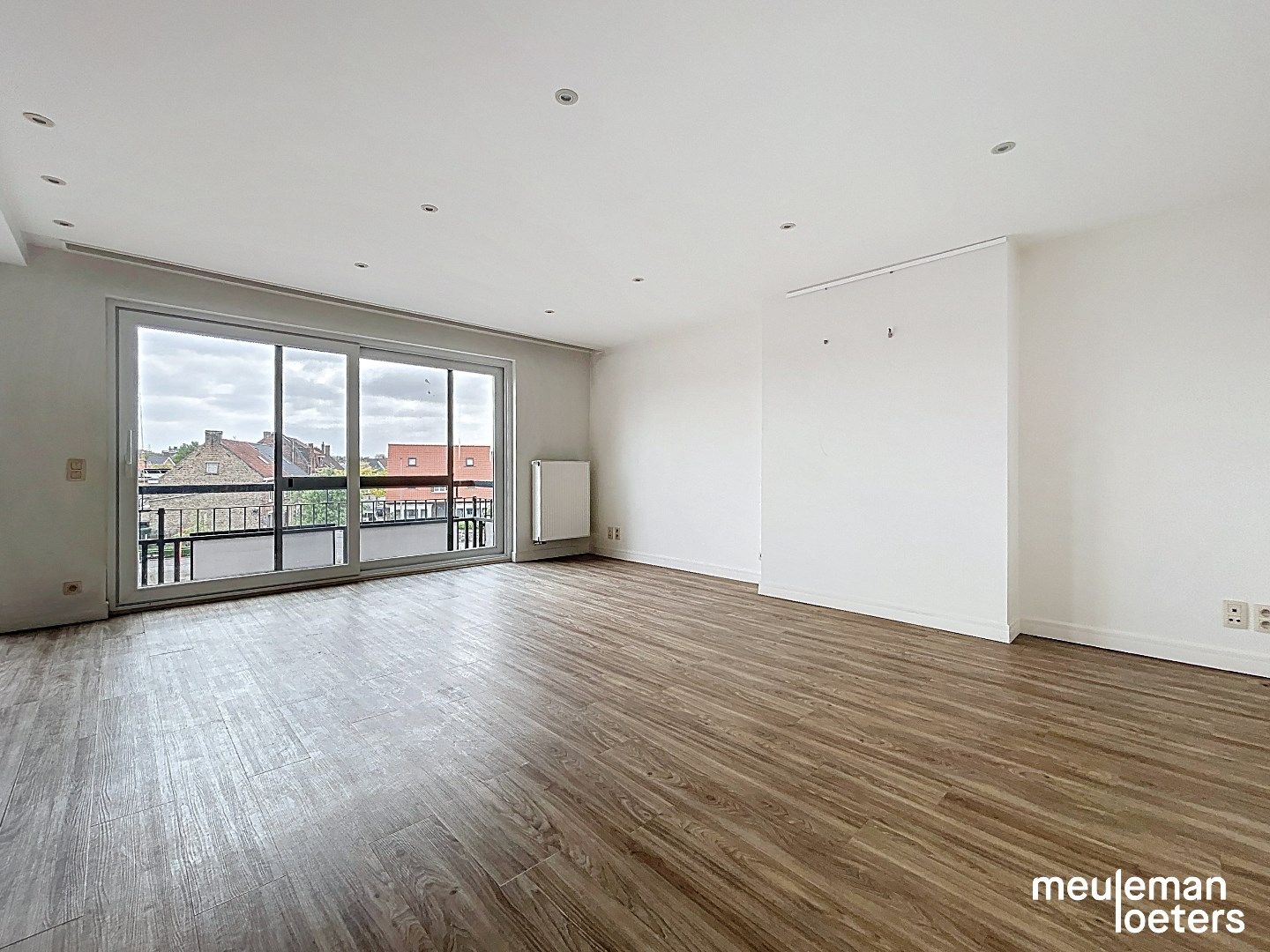 lichtrijk en energiezuinig appartement met balkon foto 4