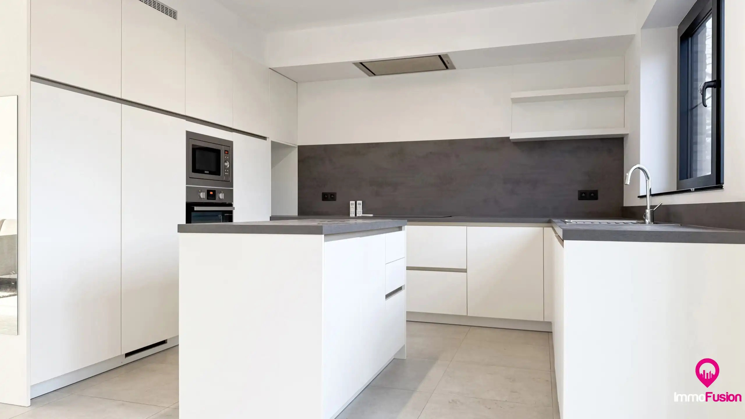Moderne halfopen bebouwing met 3 slpks, airco en tuintje! foto 11