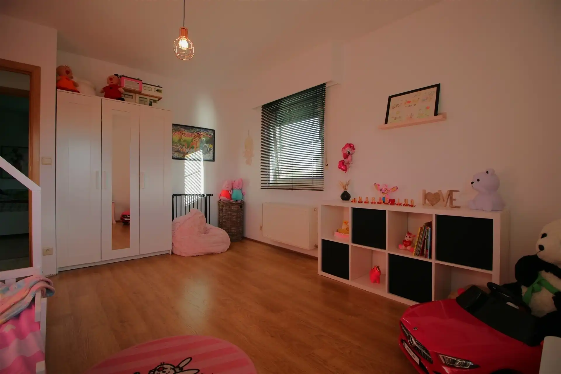 Ruime villa met 3 slpk en grote tuin foto 20