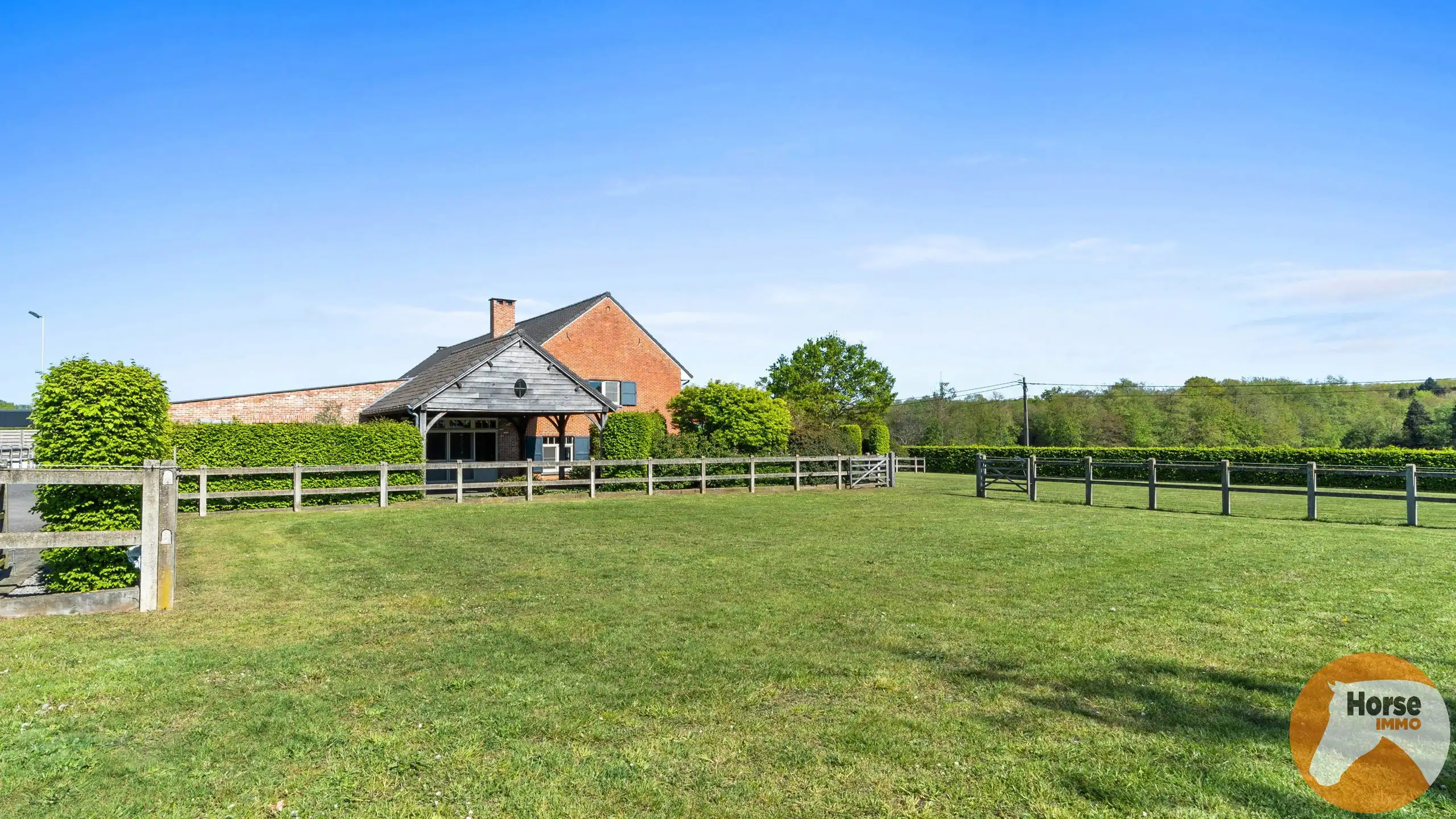 HEUSDEN-ZOLDER - Hoeve met paardenaccommodatie foto 18