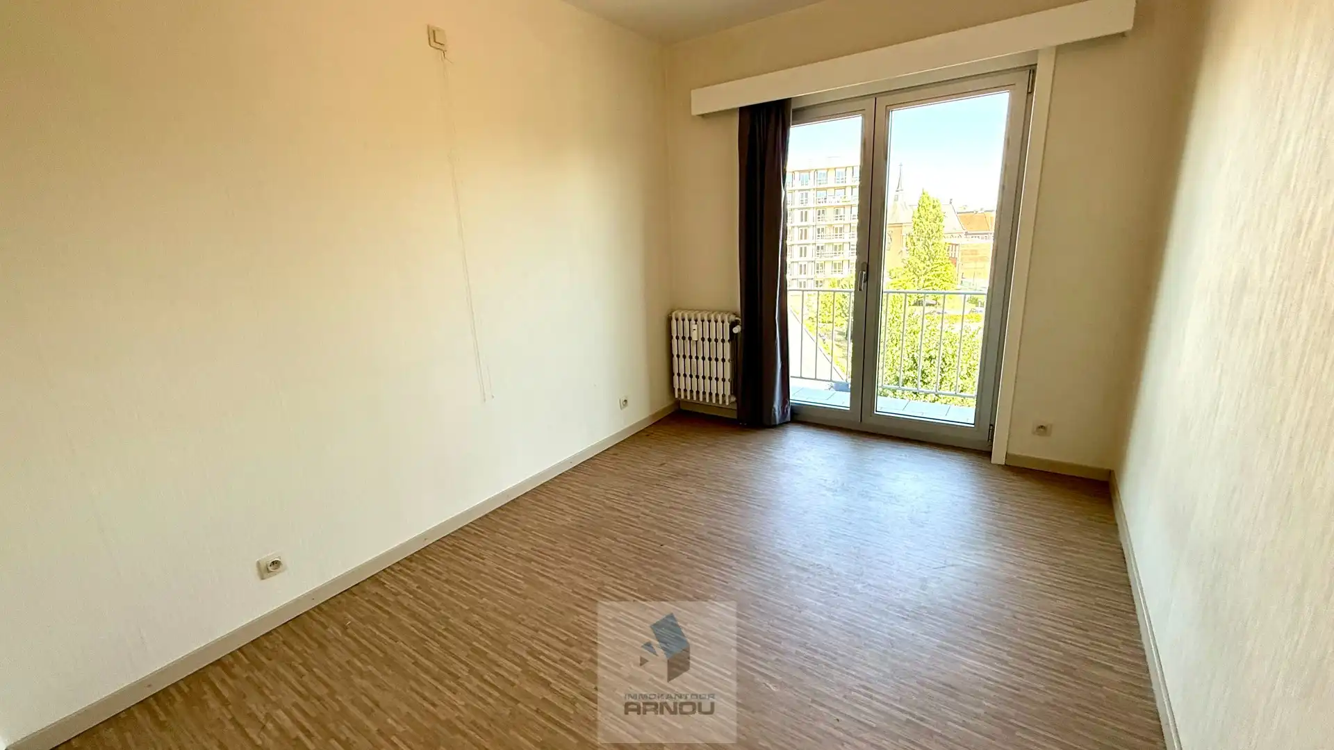 Ruim appartement met 3 slaapkamers en garagebox in het centrum van Deinze foto 8