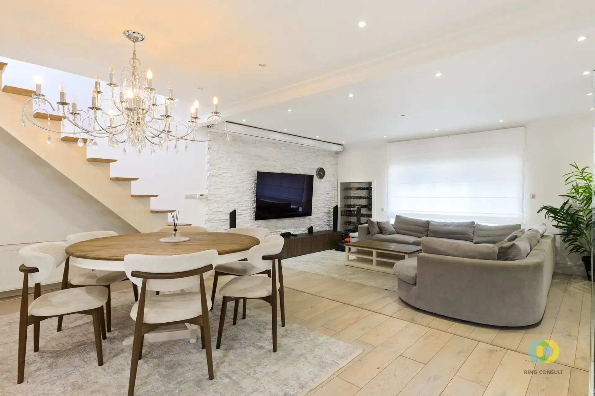 Instapklare woning met 3 slaapkamers foto 3