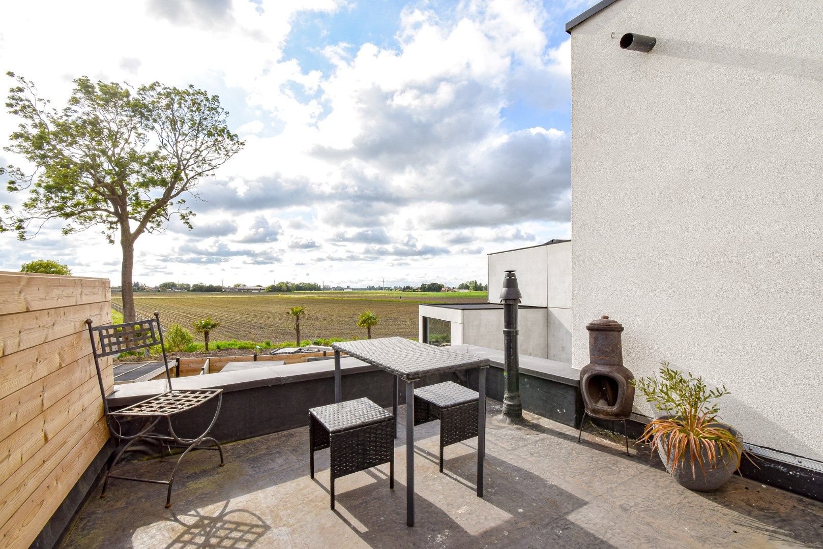 Strakke instapklare woning met rustige locatie foto 12