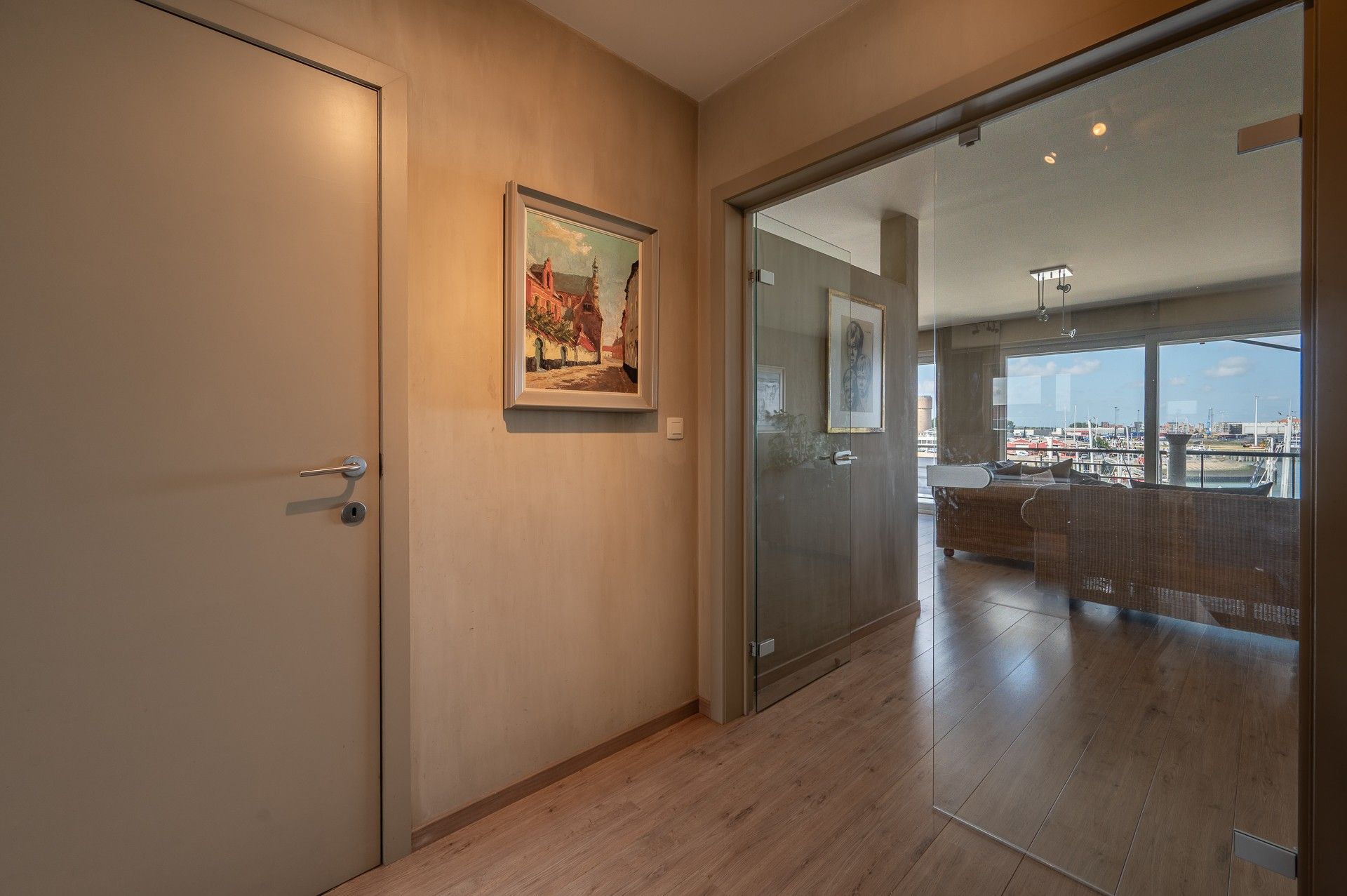 Zonnig en ruim appartement met adembenemend havenzicht foto 14