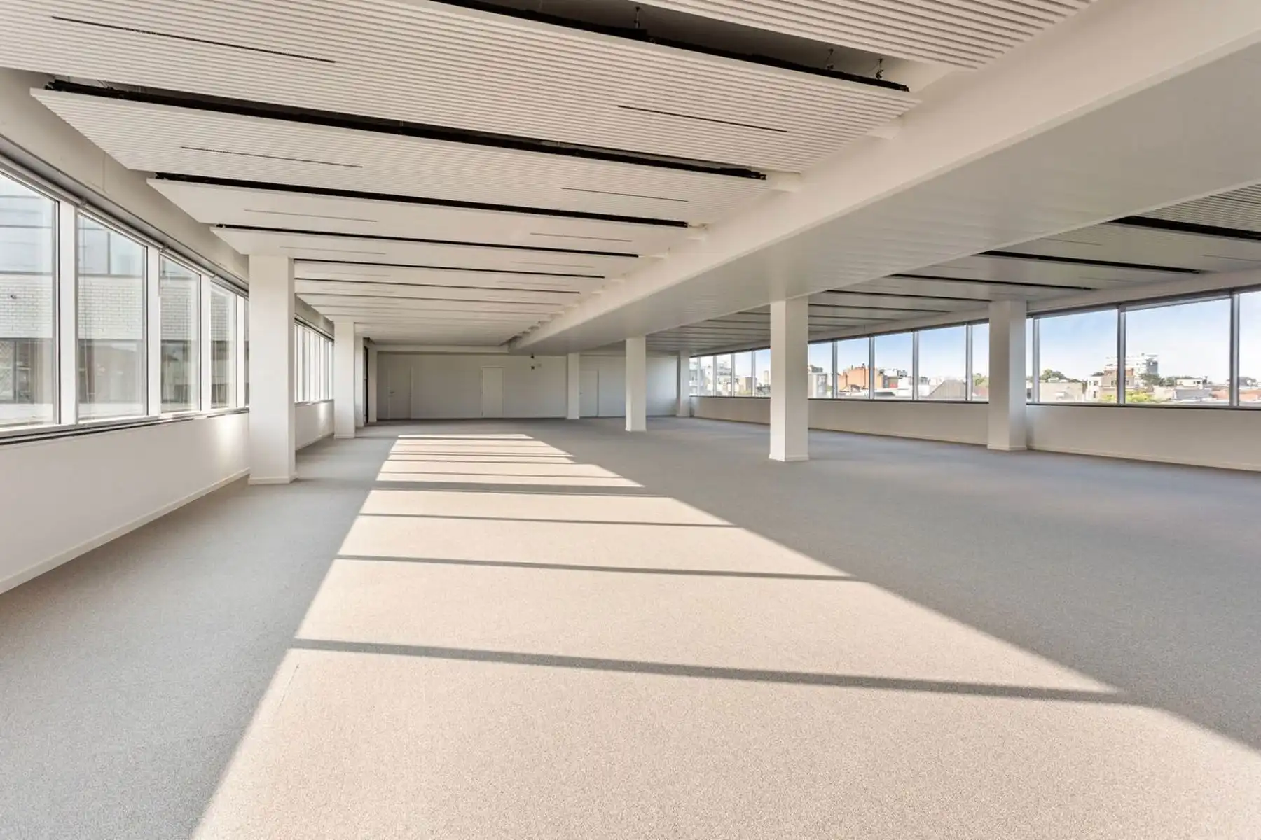 The Compass – Flexibele en duurzame kantoren foto 9